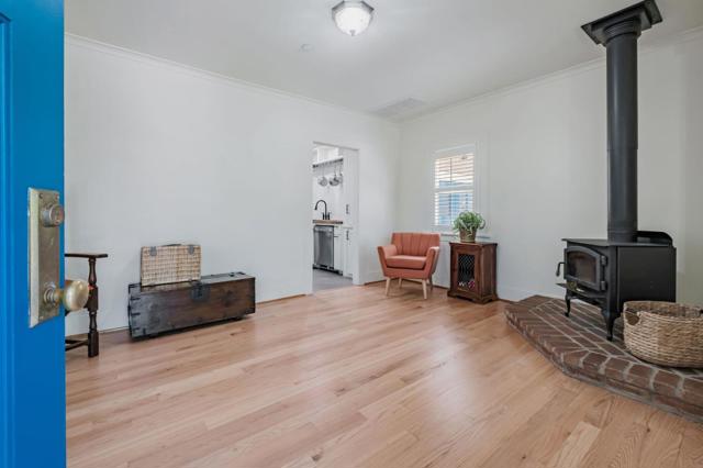 712 California Street, Santa Cruz CA: https://media.crmls.org/mediaz/dbc84048-f730-4ae0-9bbd-ac26a07919dd.jpg