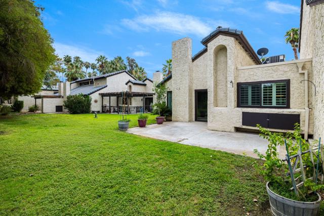 47 Portola Drive, Palm Springs CA: https://media.crmls.org/mediaz/dbca04c7-9950-4fc9-814f-c75b66be6c87.jpg