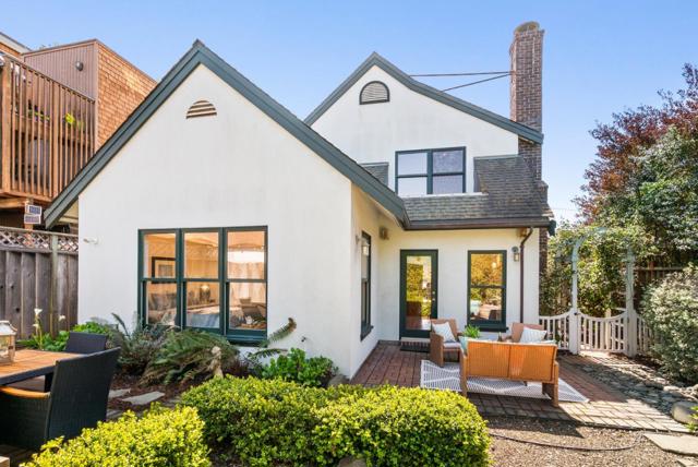 910 Pelton Avenue, Santa Cruz CA: https://media.crmls.org/mediaz/dbcbf6ad-9c02-4f6c-96d4-1c0082e31372.jpg