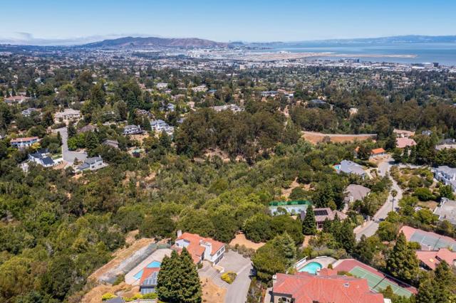 0 Eugenia, Hillsborough CA: https://media.crmls.org/mediaz/dbcc1b67-08f7-44a3-82ff-5a278bc8b8a7.jpg