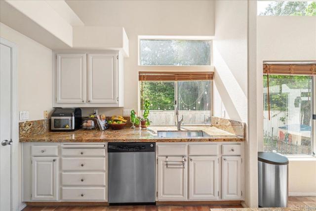 Image 23 of 69 For 4981 Marin Drive