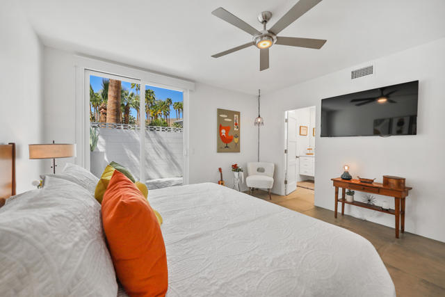71350 Halgar Road, Rancho Mirage CA: https://media.crmls.org/mediaz/dbccc638-8fbe-4f68-95d7-99e4e5dd2a77.jpg