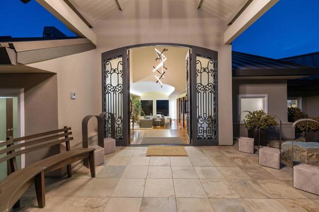 25 Oakhill Drive, Woodside CA: https://media.crmls.org/mediaz/dbcccb76-555a-4038-abb3-d11bfc34f004.jpg