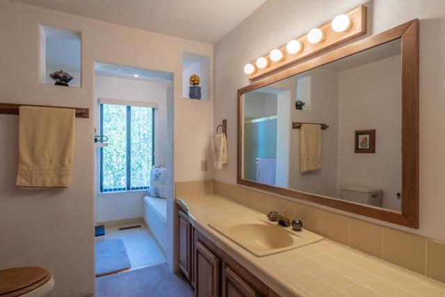 25940 Colt Lane, Carmel Valley CA: https://media.crmls.org/mediaz/dbcccf07-4685-4726-b9bb-662ca3c088d0.jpg