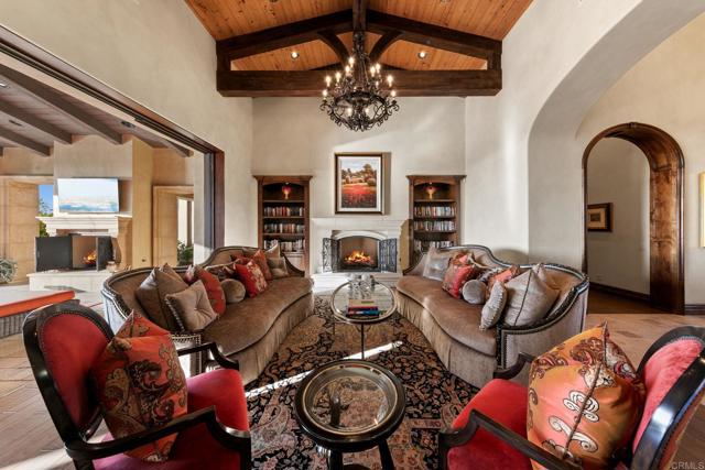 Detail Gallery Image 10 of 48 For 7953 Sentinel, San Diego,  CA 92127 - 5 Beds | 6/1 Baths