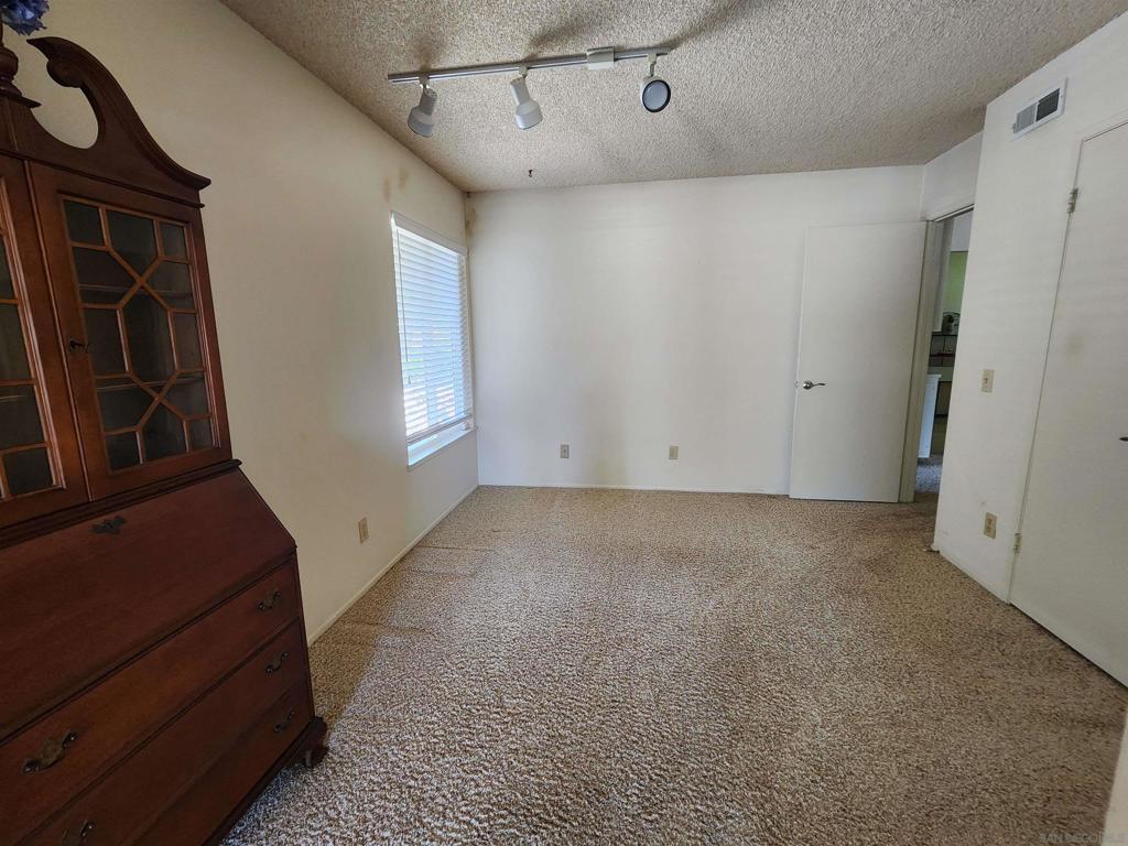 723 Santa Camelia - photo 20