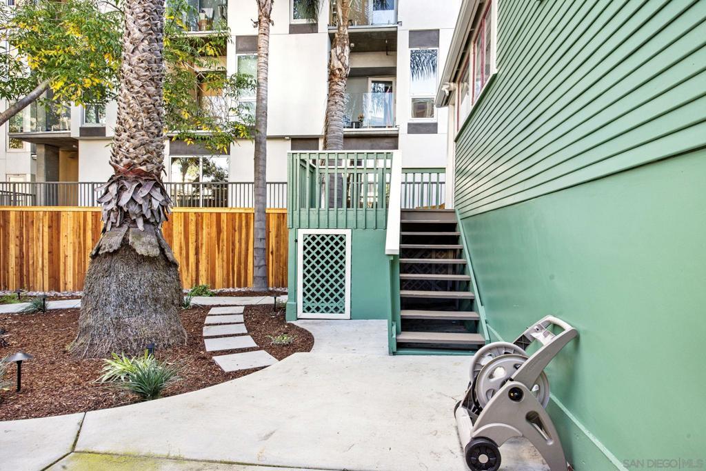 2853 8th Avenue - photo 2