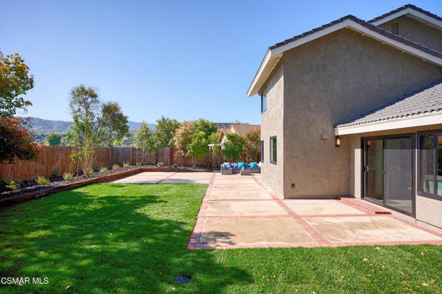 574 Nicole Drive, Newbury Park CA: https://media.crmls.org/mediaz/dbcd9152-908a-40fb-93ae-60b951776afb.jpg