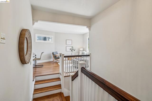 Image 29 of 59 For 4201 Lakeshore Ave