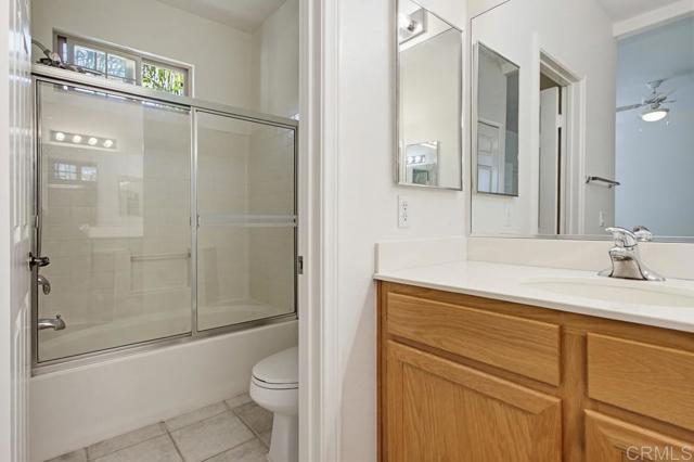 Detail Gallery Image 31 of 37 For 4002 Craven Rd #4,  Oceanside,  CA 92057 - 3 Beds | 2/1 Baths