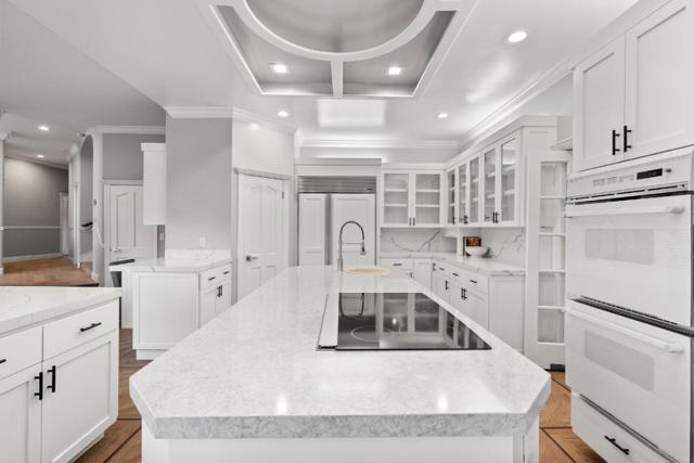 13206 Wright Way, Los Altos Hills CA: https://media.crmls.org/mediaz/dbce64db-0181-414f-bfe2-c170d3dcd119.jpg