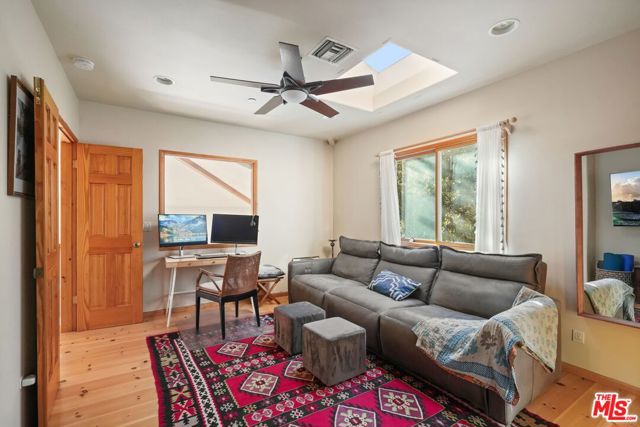 774 Old Topanga Canyon Road, Topanga CA: https://media.crmls.org/mediaz/dbd00975-2fd0-4791-b3dd-985ccc0e98b4.jpg
