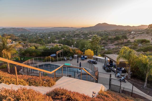 14546 Highcrest Ct, Poway CA: https://media.crmls.org/mediaz/dbd30ac5-1c86-4ee9-b614-d4c352a0f6a0.jpg