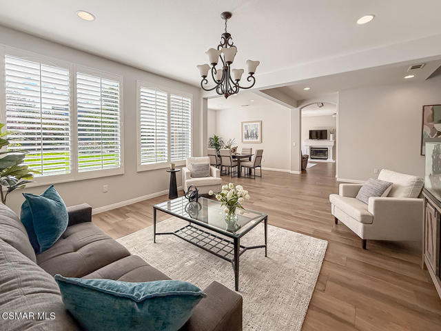 Image 11 of 67 For 388 Via Cresta