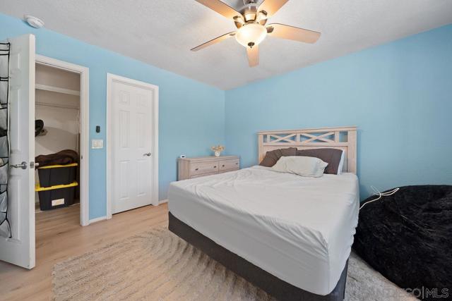 9938 Buena Vista Drive, Spring Valley CA: https://media.crmls.org/mediaz/dbd6347e-cda6-41a1-b10d-13a9a0157f7c.jpg