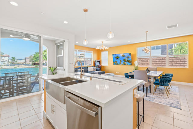 43241 Pietra Court, Indio CA: https://media.crmls.org/mediaz/dbd6a8cc-e289-44b6-b43b-608cc91c2b08.jpg