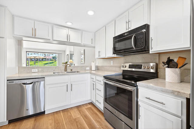 76205 Impatiens Circle, Palm Desert CA: https://media.crmls.org/mediaz/dbd71a6e-ea3c-4ac0-81d7-1c93ce0a1e9e.jpg