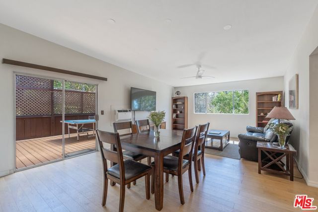 2160 Lake Shore Avenue, Los Angeles CA: https://media.crmls.org/mediaz/dbd72182-d7a8-4e79-90b1-388336cef921.jpg