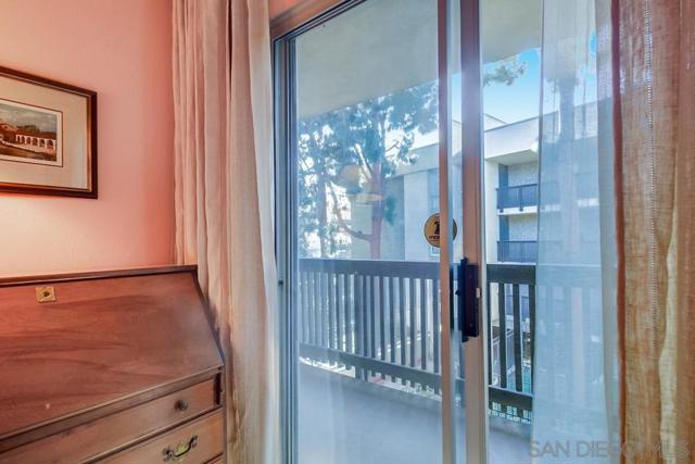 6406 FRIARS RD., San Diego, California 92108, 1 Bedroom Bedrooms, ,1 BathroomBathrooms,Condominium,For Sale,FRIARS RD.,250001424SD