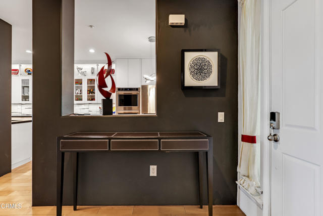 1524 Seabridge Lane, Oxnard CA: https://media.crmls.org/mediaz/dbd8f230-6e2f-4aff-b993-e6295efeea17.jpg