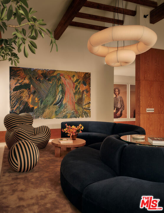 4 Bed Home for Sale in Los Angeles, California