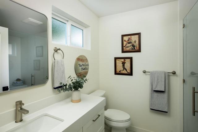 1689 Sunnyslope Avenue, Belmont CA: https://media.crmls.org/mediaz/dbda595b-2040-4694-975a-aefb58ec36f8.jpg