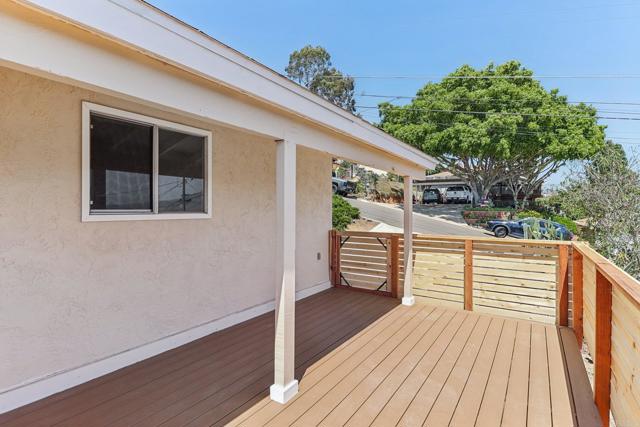 1230 Ramona Avenue, Spring Valley CA: https://media.crmls.org/mediaz/dbda8b80-a217-4d55-80ec-86170ec25c99.jpg