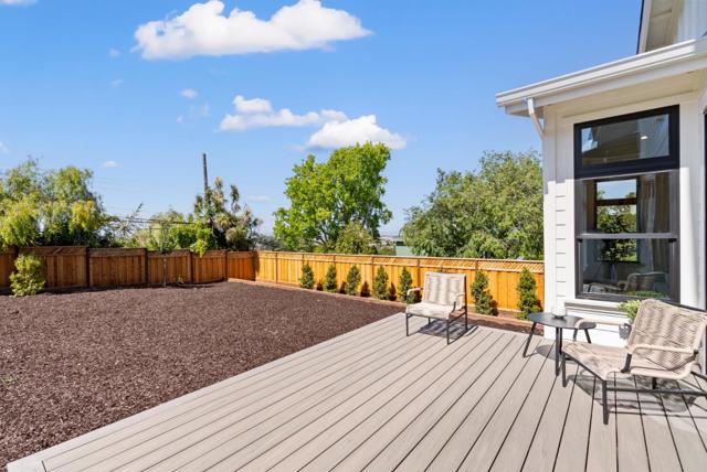 310 W 39th Avenue, San Mateo CA: https://media.crmls.org/mediaz/dbdc9879-787c-4300-aff9-2e9209ff5548.jpg