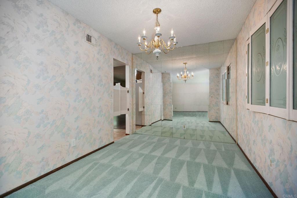 https://media.crmls.org/mediaz/dbdcb545-680e-406e-a816-fe071cba7cdd.jpg?preset=X-Large
