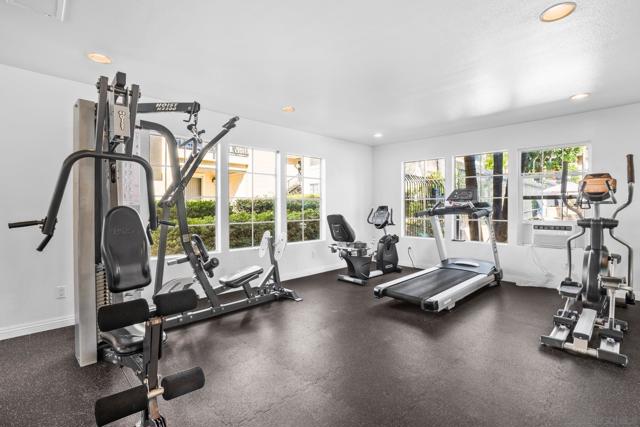 3565 Grove St, Lemon Grove CA: https://media.crmls.org/mediaz/dbdd7aaa-fc3c-4910-a252-6cf42afad08c.jpg