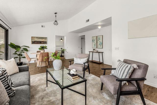 Detail Gallery Image 4 of 37 For 1731 Michael Glen, Escondido,  CA 92026 - 3 Beds | 2 Baths