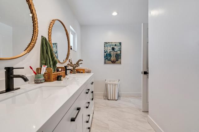 3812 14 36Th Street, San Diego CA: https://media.crmls.org/mediaz/dbde5fc0-c91b-465b-a097-2c2bf47c362b.jpg