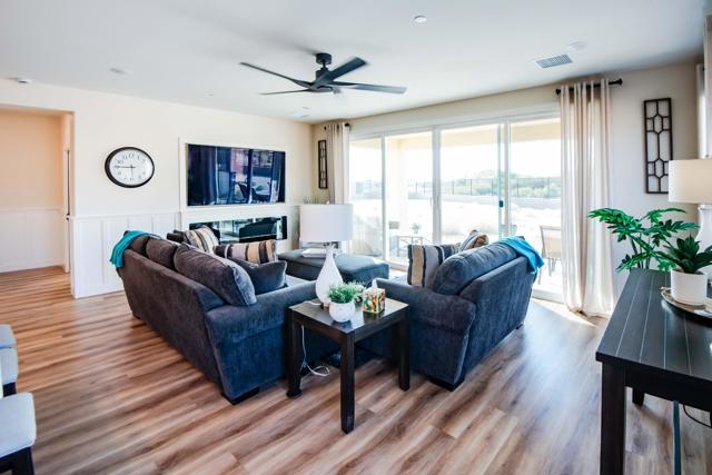 42695 Torno Place, Indio CA: https://media.crmls.org/mediaz/dbdf7c81-5b5e-4bdc-8d30-4f882d8434f9.jpg
