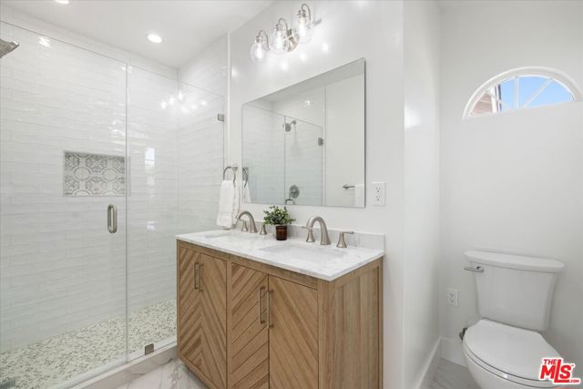 7045 Varna Avenue, North Hollywood CA: https://media.crmls.org/mediaz/dbdfd15d-3462-4b2c-8ee8-f0e7cd0f9fa9.jpg