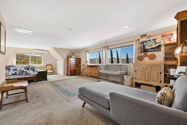 Image 19 of 47 For 67079 Ribbonwood Drive