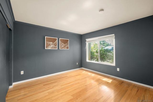 6544 College Grove Dr, San Diego CA: https://media.crmls.org/mediaz/dbe05bec-9a9f-4972-97cb-b1c1b51ca9ab.jpg