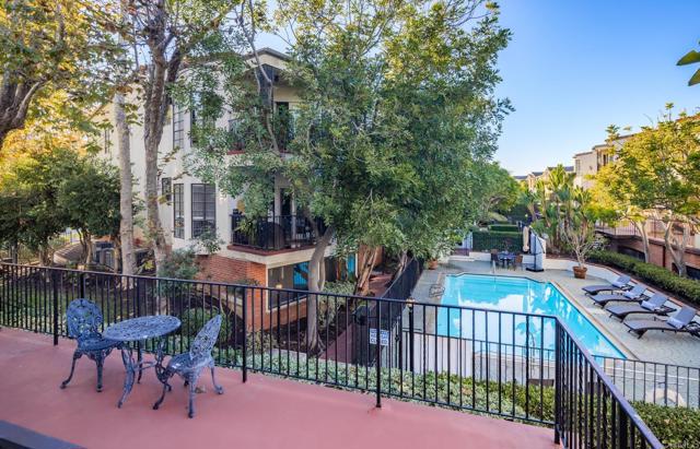 Detail Gallery Image 16 of 23 For 2630 Pirineos Way #14,  Carlsbad,  CA 92009 - 2 Beds | 2 Baths