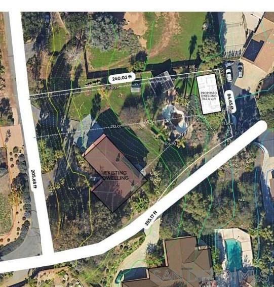 1080 Landavo Rancho Rd, Escondido CA: https://media.crmls.org/mediaz/dbe1c1c1-8898-4071-9854-7abc19f2b01f.jpg