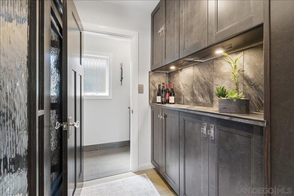 3388 Bancroft Street - photo 12