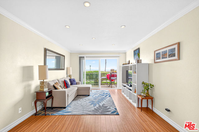 200 East Surfside Drive photo 14