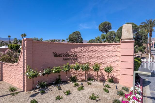 47314 Abdel Circle, Palm Desert CA: https://media.crmls.org/mediaz/dbe39ee4-155c-4537-9184-cdc9178d1408.jpg