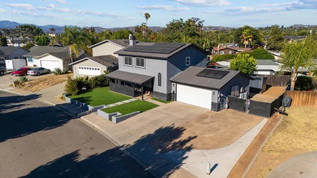 538 Tag Lane, Ramona CA: https://media.crmls.org/mediaz/dbe3bdfe-e4b7-4a75-9247-1edff93e6070.jpg