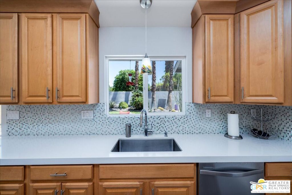 MLS #25573353PS img 20