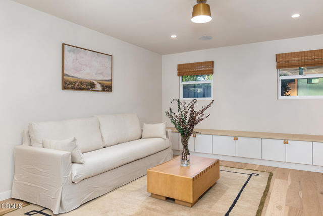 Detail Gallery Image 14 of 40 For 987 Bell St, Pasadena,  CA 91104 - 4 Beds | 5 Baths