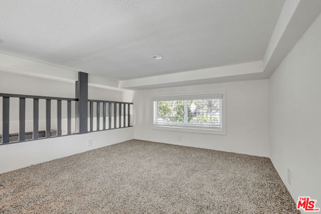 17650 Grand Avenue, Lake Elsinore CA: https://media.crmls.org/mediaz/dbe66a01-a87d-4a49-bcc0-763e06609e28.jpg