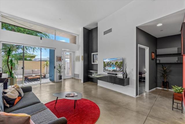 3617 Quiet Side Street, Palm Springs CA: https://media.crmls.org/mediaz/dbe77d67-c16c-463e-8047-5e59aa9ca096.jpg