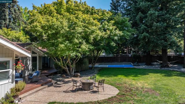 5104 Alhambra Valley Rd, Martinez CA: https://media.crmls.org/mediaz/dbe84b4e-82e1-47b8-a3cc-cf52bc131219.jpg