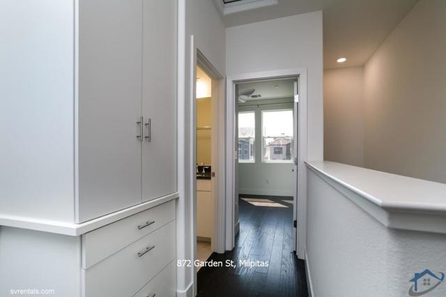 872 Garden Street, Milpitas CA: https://media.crmls.org/mediaz/dbe8786b-6036-426e-a4ad-1f1ef784a302.jpg