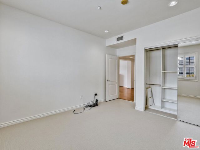 320 S Willaman Drive, Los Angeles CA: https://media.crmls.org/mediaz/dbe947ea-a0d7-4c46-923c-4ad40a236e69.jpg