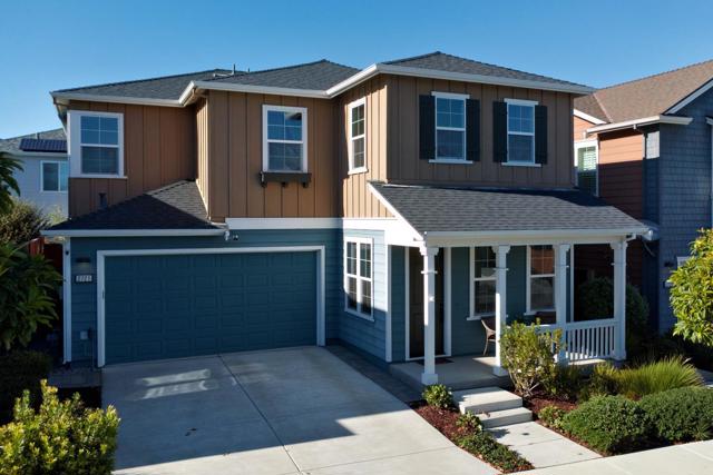 2721 Parkview Way, Marina CA: https://media.crmls.org/mediaz/dbea62d9-b6ba-47ba-86d0-3c270e59b692.jpg